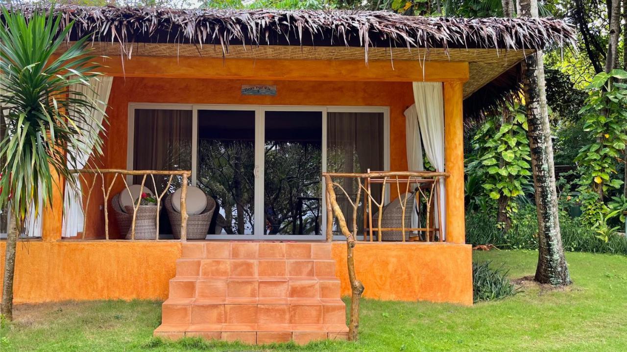 Coco Grove Resort, Island 5* Siquijor
