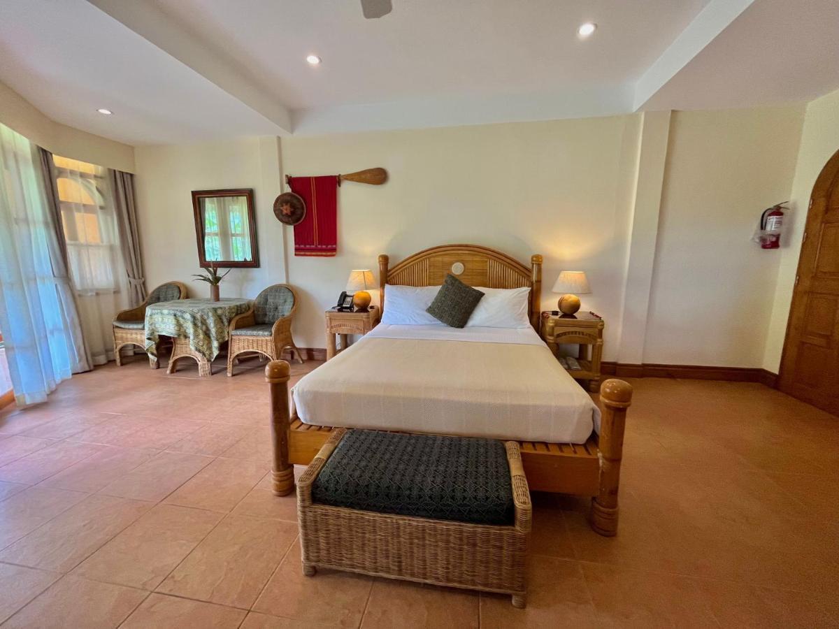 Coco Grove Resort, Island Resort 5*