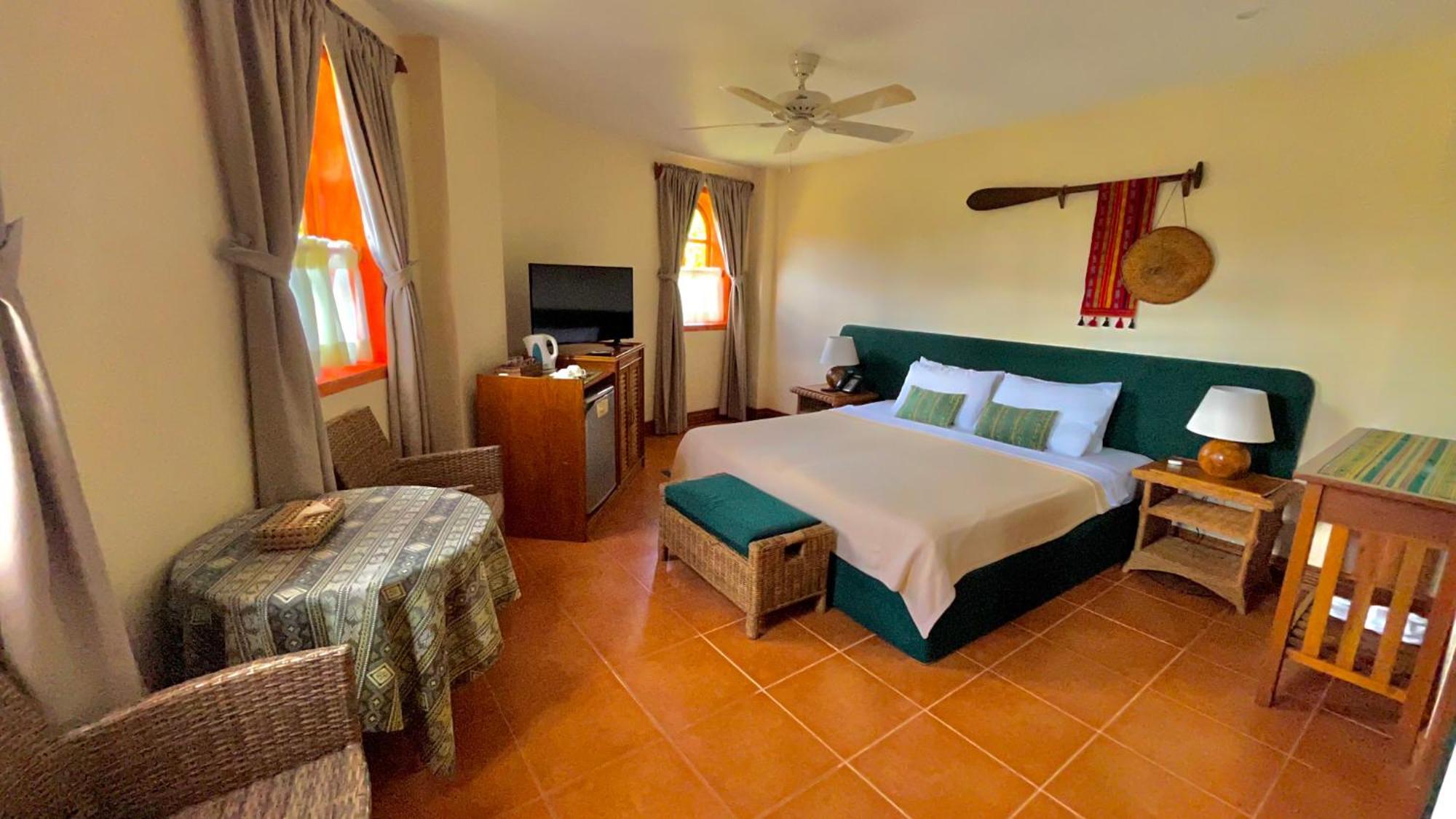 Coco Grove Resort, Island 5* Siquijor