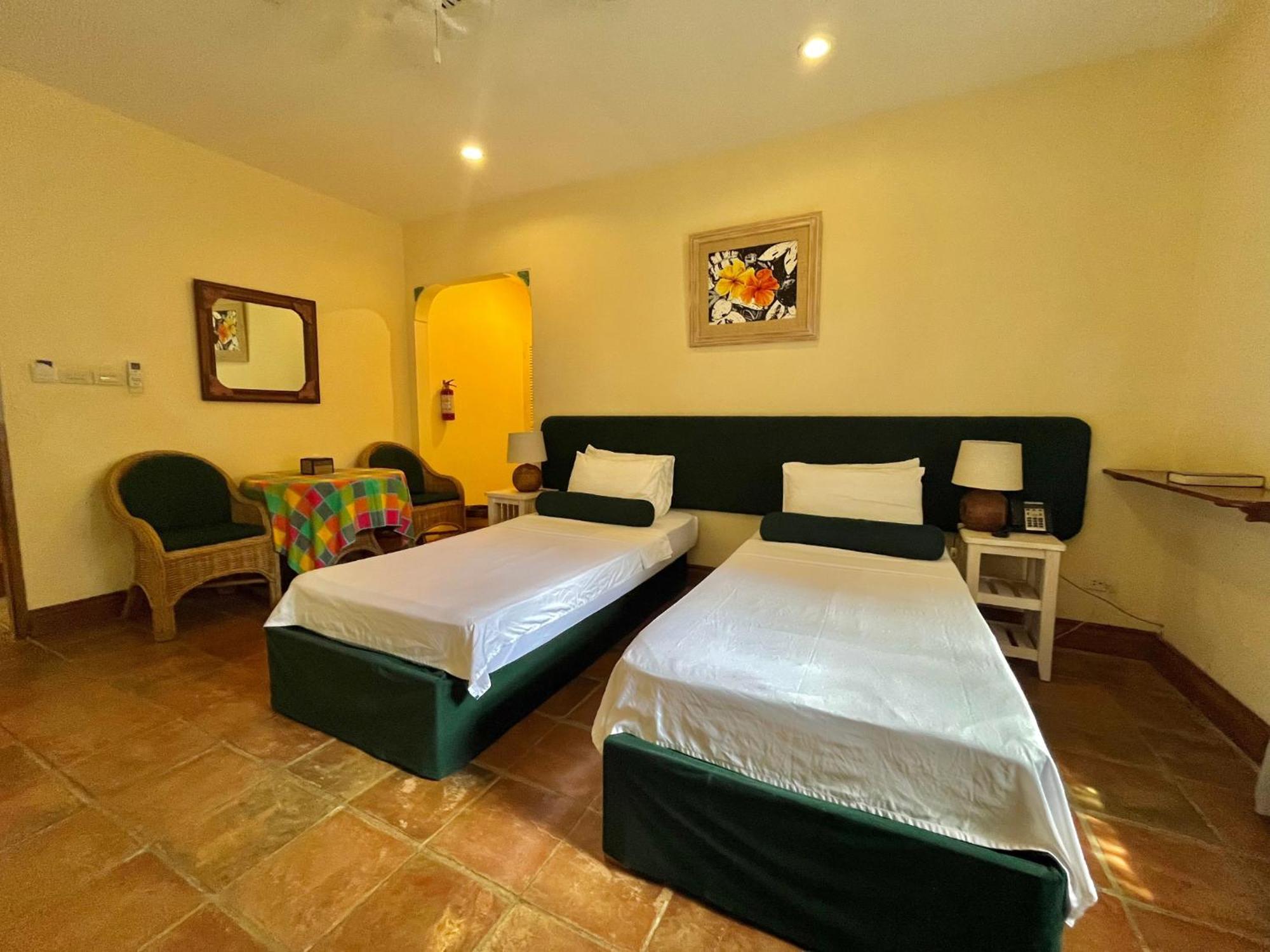 Resort Coco Grove Resort, Island Siquijor
