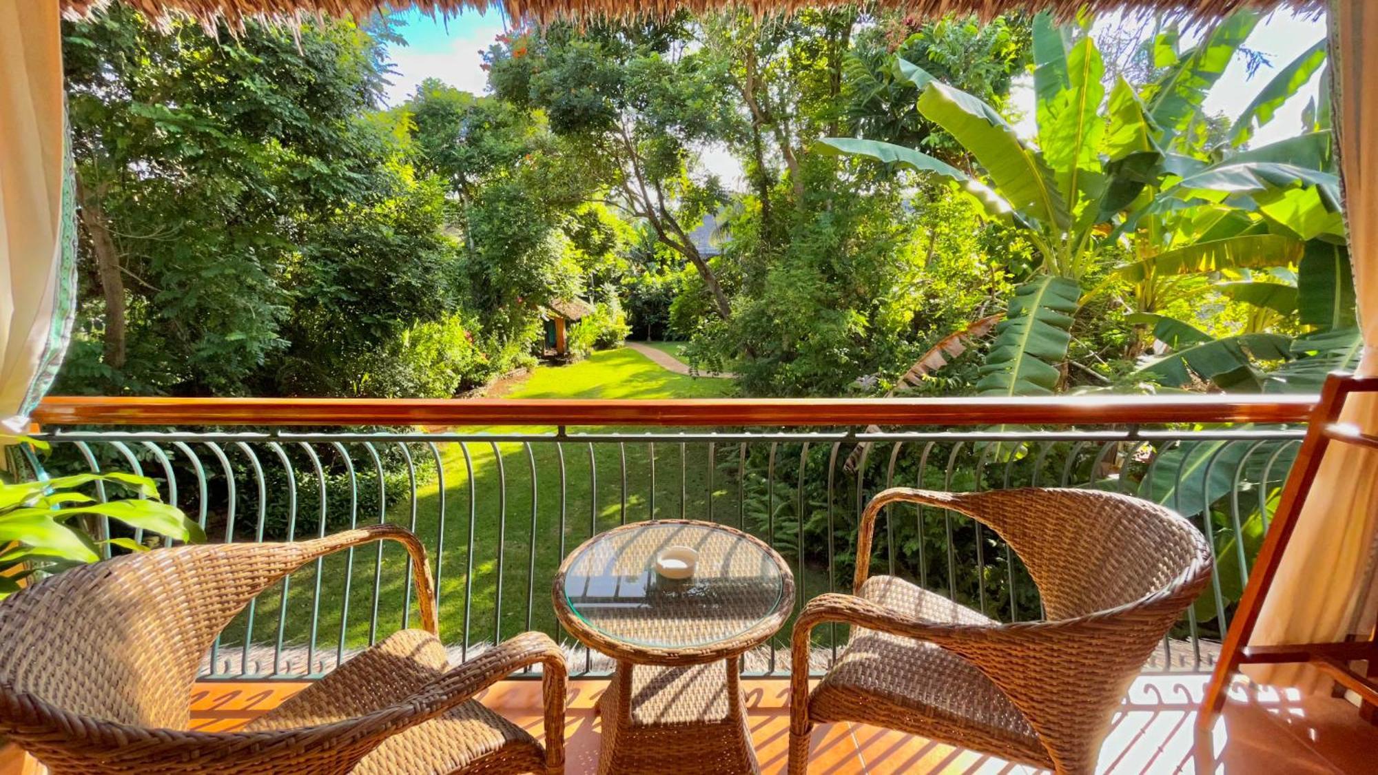 Coco Grove Resort, Island Resort